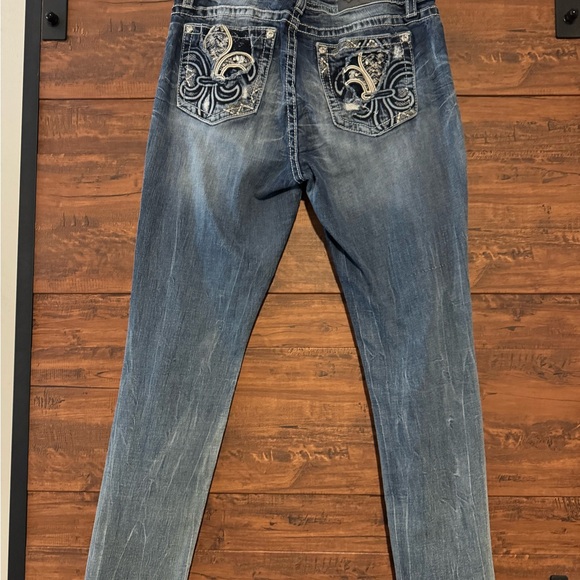 Miss Me Distressed Skinny Jeans in Blue - Picture 5 of 8